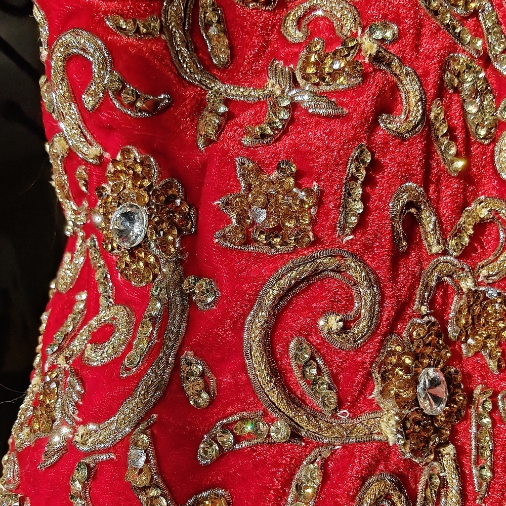 High-end Handmade Costumes - Picture 12 of 16